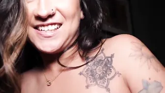 Amateur hispanic Sumaya Ganesha making her first anal movie on a gigantic