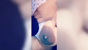 Wanna Rub my Boobies