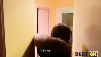 Debt4k porn video – DEBT4k. Los sueños de negocios se arruinan por sexo por deudas