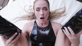 SecretCrush4K - Hard Fucking Gets Bae Blonde inside Rubber To