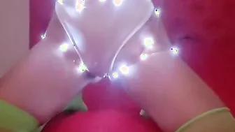 lulilove becomes a Christmas tree