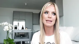 Milf Son porn video – Sucking Off Her Son So Hed Help Her Living The Milf Life -