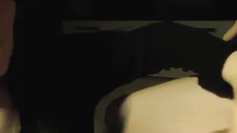 Women Suckings Cock till Cum Mouth while Bf Works at the Computer