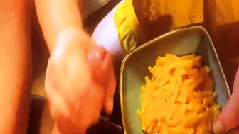 Nerdy Teenie Cum Dumpster Wanted Cum On Macaroni And Cheese