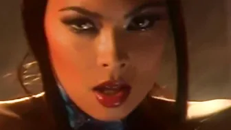 Tera Patrick Showing off her Toned Body and Good Booty