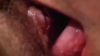 Hombre puerco se folla a rica flaca y le llena su concha