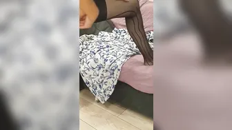 Мастурбация в чулках