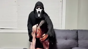 Ghostface Fucks sexy  Jizzes on her Booty