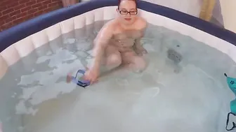 Bikini inside the Goddess bath