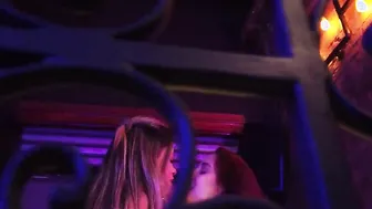 Liberal couples have sex at the club - Manuh Cortez - Gigantic