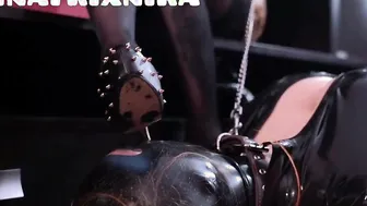 Sexy Latex porn video – Dom Nika and her pvc doll