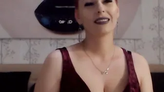 Red Head sexy has Fun on Cam