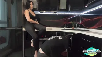 Hat porn video – Mom von nebenan hat ihn dazu gebracht into sie zu