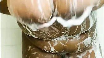 Hot BBW into Shower Pose Jugs and Body