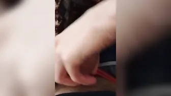Under Table porn video – Secretly performed outdoor hand job on gigantic dick (amateur pov)