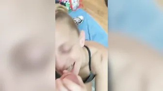 Quick suck and suck with LittleVaginaMouth and MrBossDaddy
