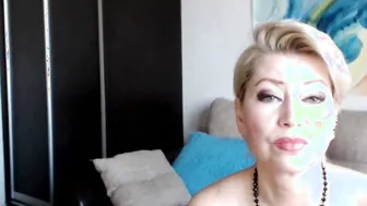 Solo autumn orgasms of older mom cam whore AimeeParadise... )) How great