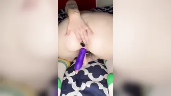 cougar Loves to gotten Stuffed with Dildos