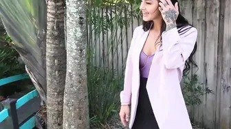 PropertySex Beauty Real Estate Agent wants Client to be her Sugardaddy