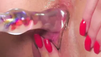 Stacked mom Beads Her Way In Slim Blondes Snatch