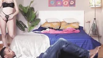 Stepsisters huge boobs jiggles as she bounces on top of her stepbros