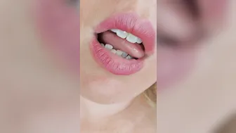 Satisfy Gives me the Job - ill do anything - Roleplay