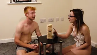 NSFW Amateur British Lovers Play Naughty Jenga inside the Bedroom with Multiple Orgasms