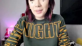 She getting Hottie when she smokes and needs to be