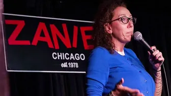 Alia Janine at Zaine’s Comedy Club into Chicago