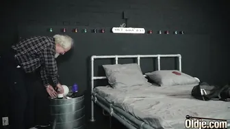 Grandpa fucks a perfect cunt oral jizzed