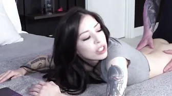Stepsister borrows laptop and getting boned by perv dude - Gigantic-titties-sister vulgar-sister