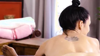 NuruMassage Sexual Masseuse cant take all of his Big Dick