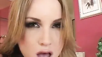Beauty Cougar needs to be Banged Strong - VOL 02