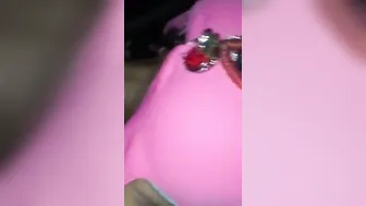 Eat her out on the vehicle