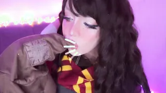 ASMR ❤️ Hermione Making Out the Sorting Hat ( Hermione Granger Cosplay | Harry Potter )