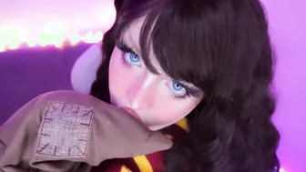 ASMR ❤️ Hermione Making Out the Sorting Hat ( Hermione Granger Cosplay | Harry Potter )