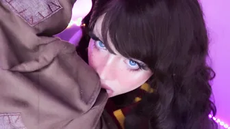 ASMR ❤️ Hermione Making Out the Sorting Hat ( Hermione Granger Cosplay | Harry Potter )