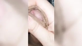 Step Cougar with Hot Nails make Step Son Cum into 15 Seconds on her Hands