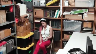 Security Officer Lets teenie Go After Deep Fucking - Angel Del Rey