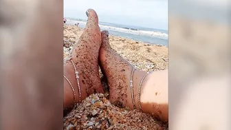 Lyns Beach Goddess Toes