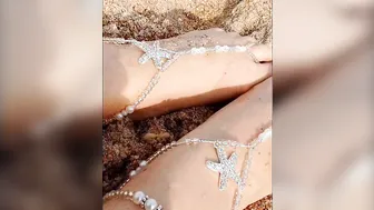 Lyns Beach Goddess Toes