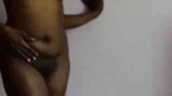 Penis blowing bimbo