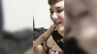 Bombshell Nova fisting training