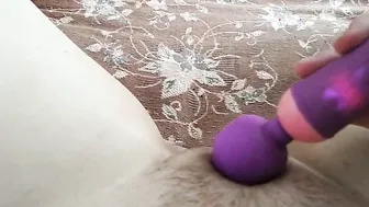 Big Titted babe milf jizzes from sex dildo