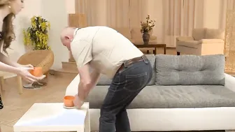 DADDY4K. Bro is having fun games while daddy pleases