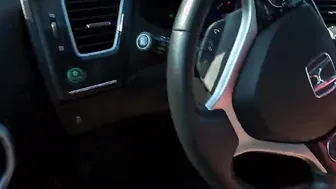 19 Year Old Cheerleader blows strangers penis into vehicle and swallows
