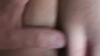 BANGED HER BUTT AND CAME ON HER FACE