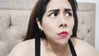 Unaware Giantess milf