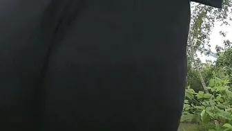 Milf Watch Thru African Leggings And Gigantic Ass Wedgie
