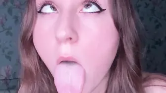 SupSexy up Close Mouth Tongue  Spit Play $ babe drooling